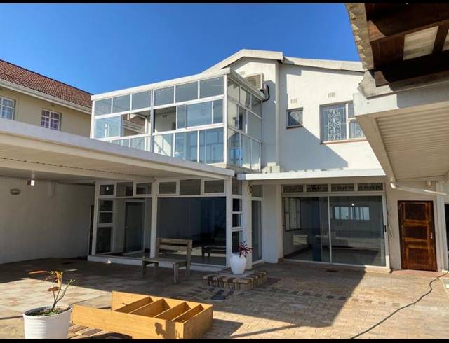 8 BEDROOM HOUSE FOR SALE IN SYDENHAM